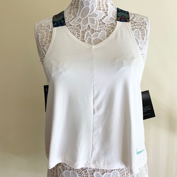 Sold🚫Nike Elastika Racerback Sport Tank Top - Picture 3 of 15